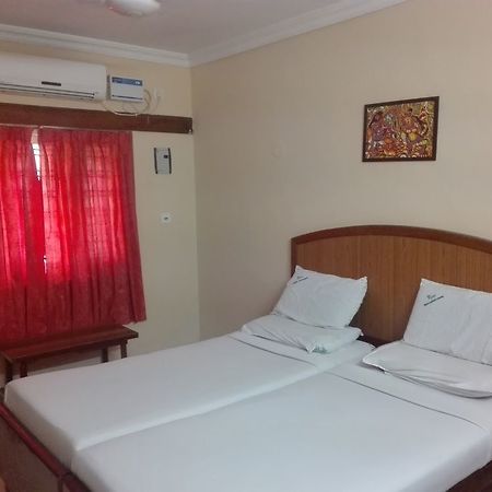 Ktdc Nandanam Guruvayoor Hotel Guruvāyūr Eksteriør billede